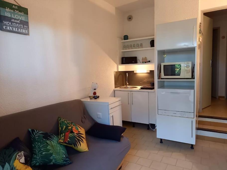 Location Dans Residence Calme, Proche Mer Кавалере-сюр-Мер Екстериор снимка